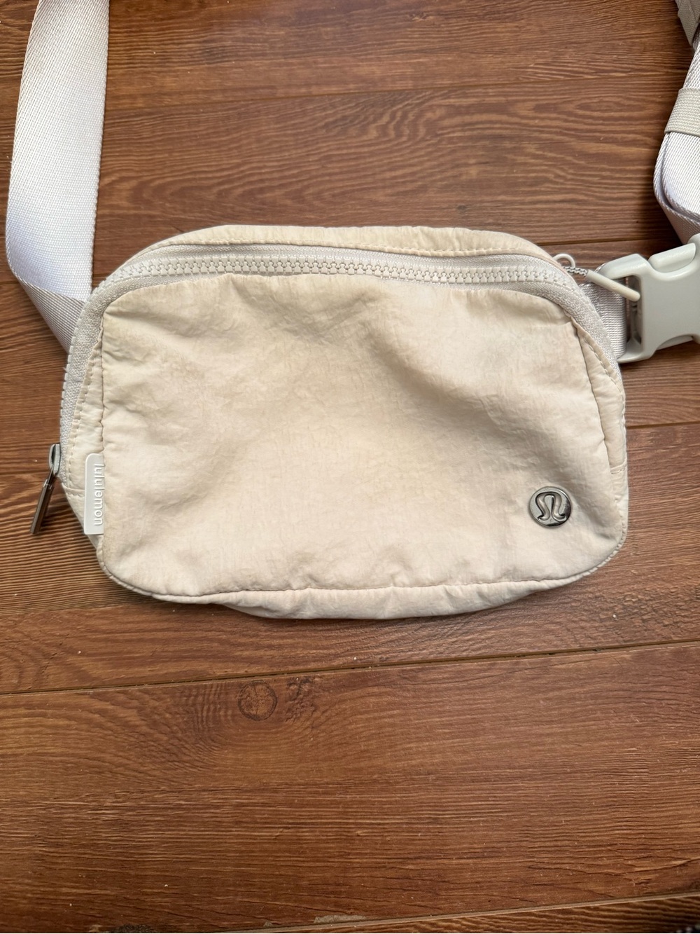 Lululemon Everywhere Belt Bag